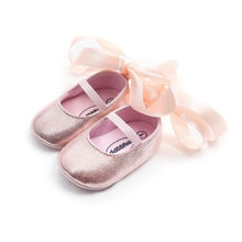 Load image into Gallery viewer, 0-18M Pink Lace Shoes