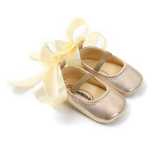 Load image into Gallery viewer, 0-18M Pink Lace Shoes